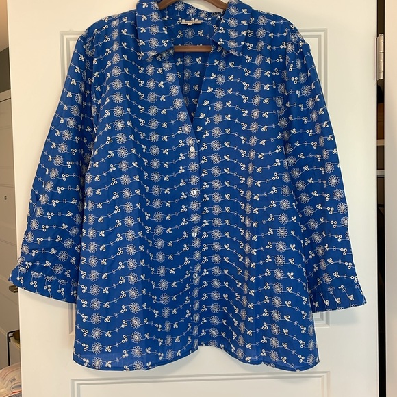 Jaclyn Smith Tops - Jaclyn Smith Embroidered & Eyelet Button Up Blouse Blue White‎ 2X